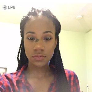 Meet your Posher, Qieana